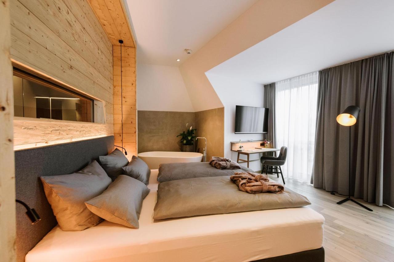 Hotel Johanns Хилполтщайн Екстериор снимка